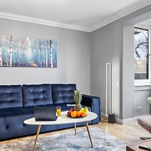 Apartment Comfort By Art, Bucharest